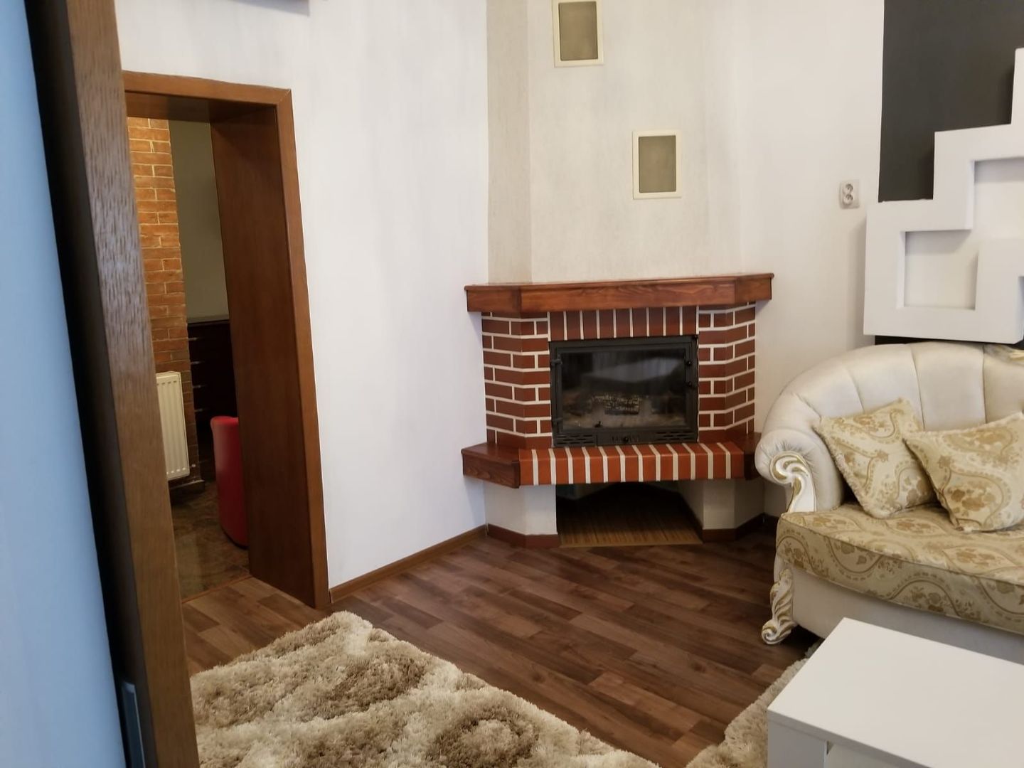 Apartament 32 camere Centrul Civic-zona ONIX - Poză 1