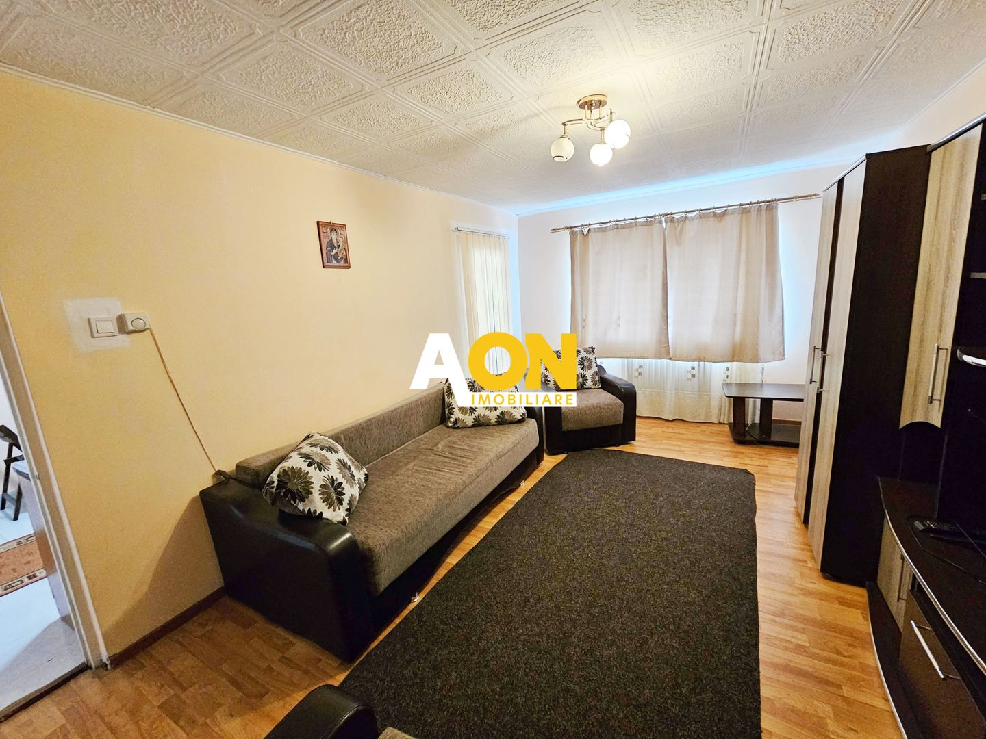 Apartament 2 camere, decomandat, etaj 3, zona Tolstoi - Poză 2