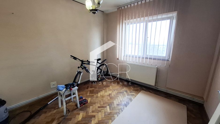 Apartament cu 4 camere, zona Nord - Poză 6