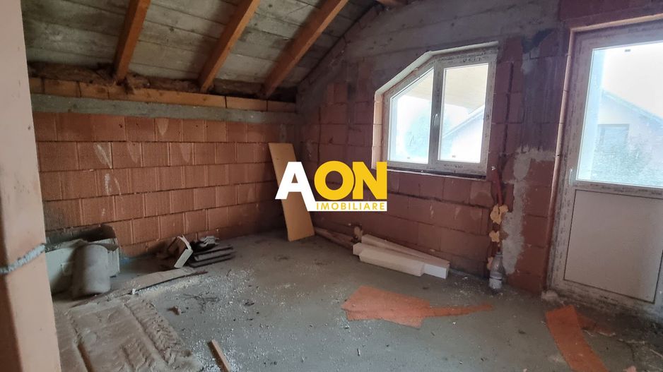 Casa individuala 4 Camere, 2 Bai, Zona Alba Micesti - Poză 3