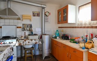 Casa cu 6 camere de vanzare | Zona Ultracentrala, Baicoi | Comision 0% - Poză 25