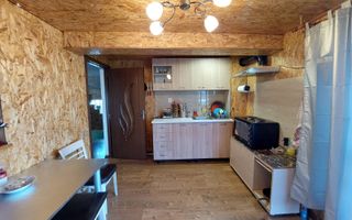 Oportunitate unica! Casa cu 4 camere ideala pentru familie. - Poză 12