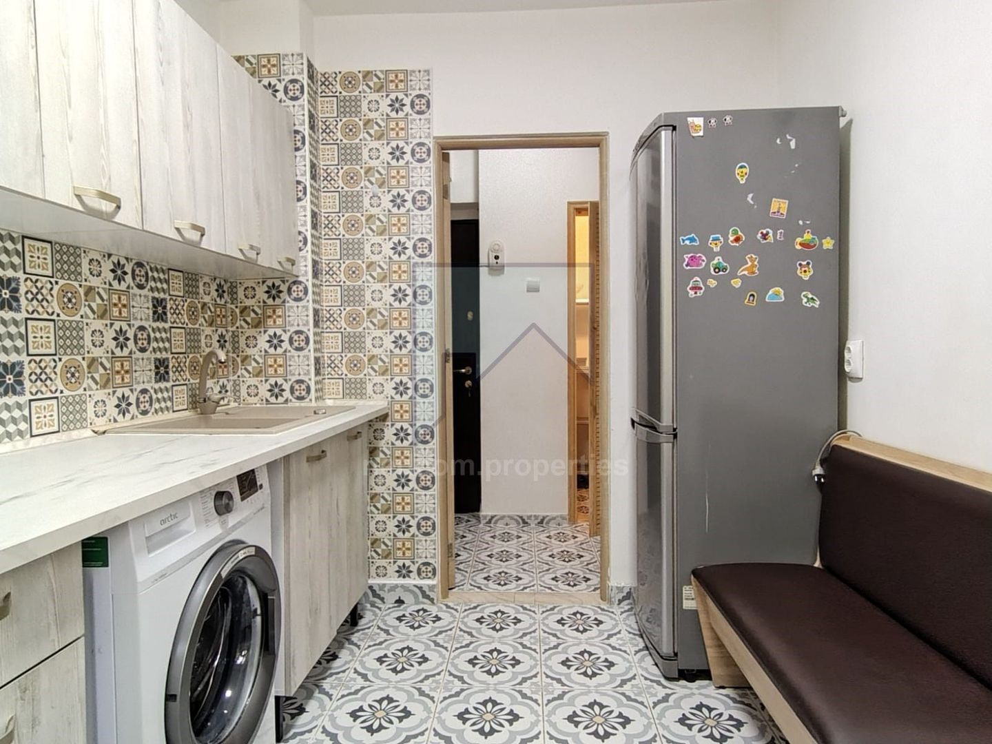 Vanzare apartament de 2 camere Pajura - Poză 1