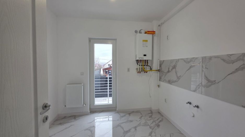 APARTAMENT 1 CAMERA CU  LOC PARCARE INCLUS CUG lUNCA CETATUII - Poză 1