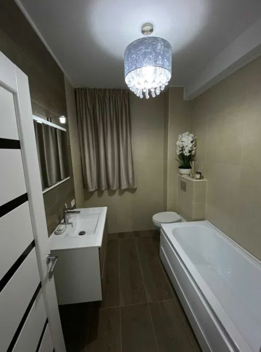 Apartament spatios de inchiriat in vecinatatea scolii Dumbravita - Poză 4