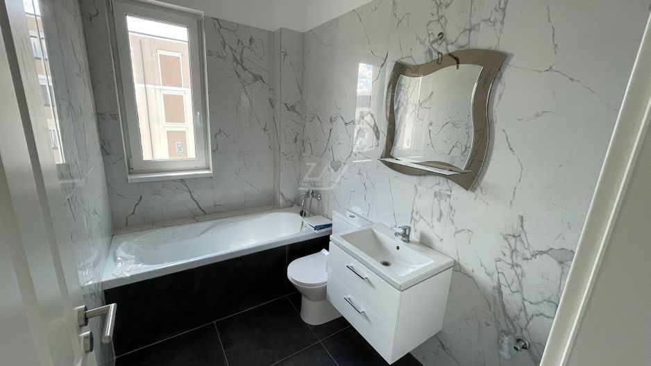 Bucatarie inchisa. Etaj 1. Parcare - Poză 4