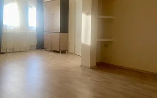 Apartament spatios, 140 mp, la casa, zona Europa - Poză 17