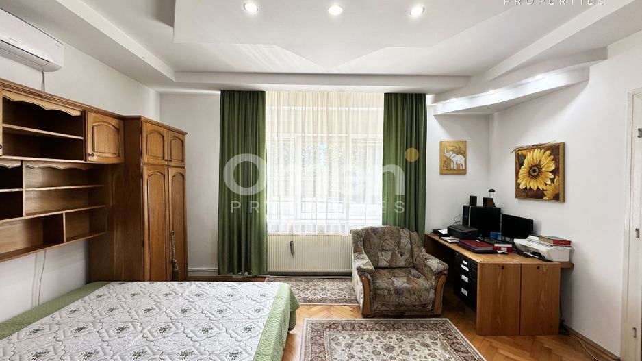 Casa de vânzare Centrul Vechi cu teren de 599 mp - Poză 4