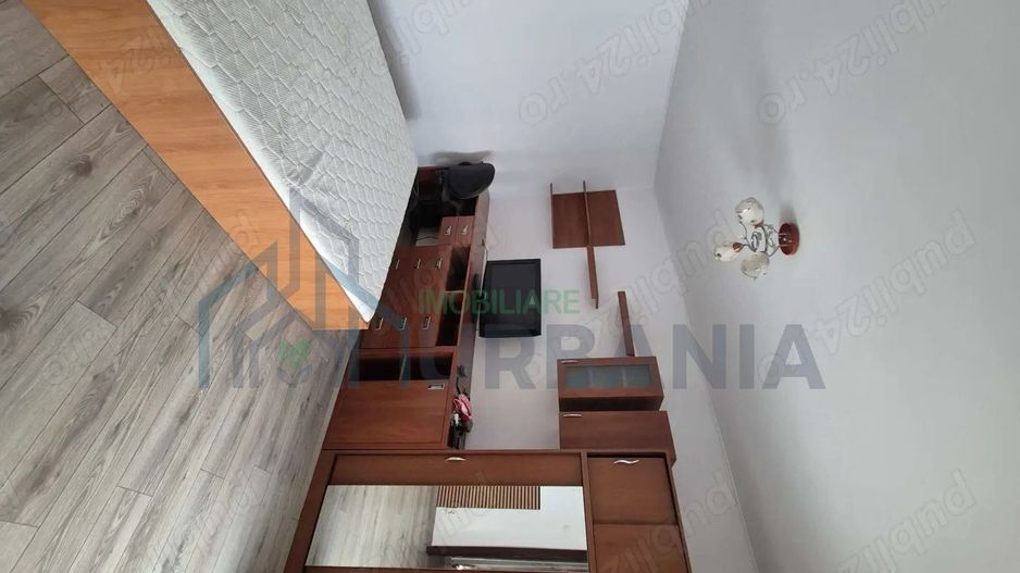 Inchiriez ap. 2 camere decomandat - Poză 3