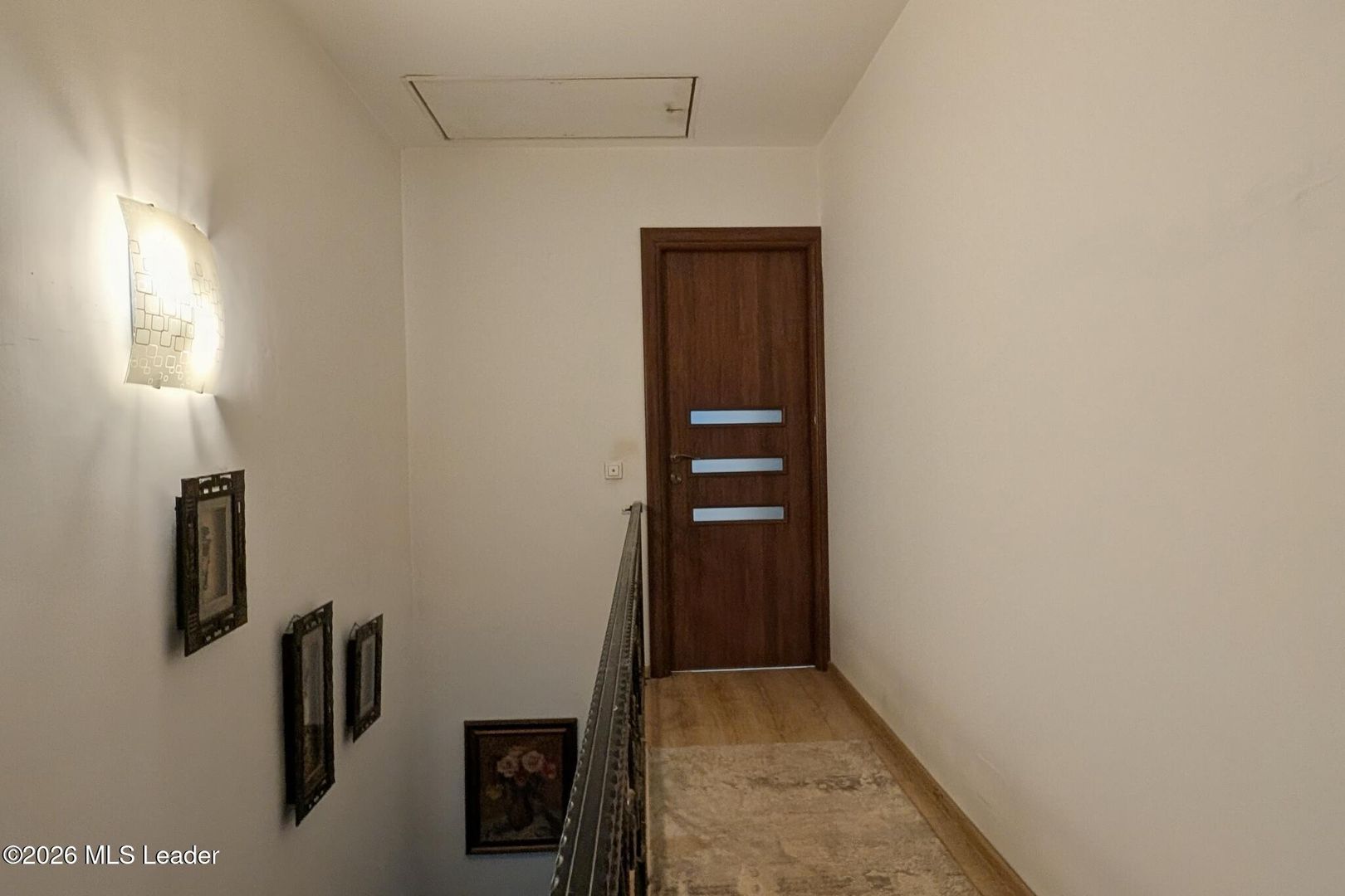 Padurea Cernica - Casa P+1+Pod Inalt, Lot pe Colt 250 Mp, Mobilata - Poză 26