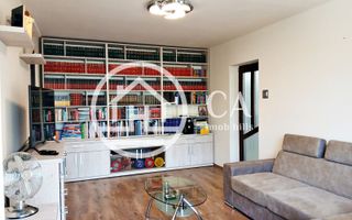 Apartament cu 2 camere de vanzare in zona Rogerius, Oradea - Poză 2