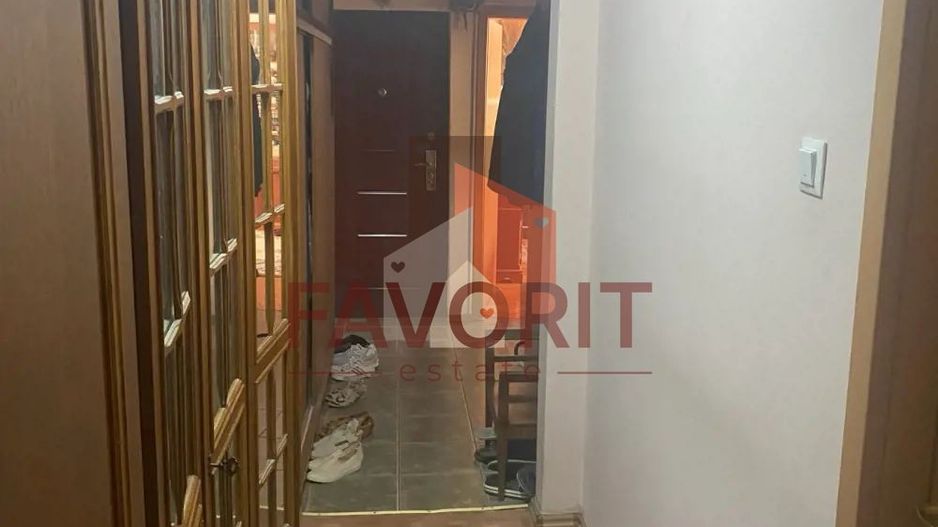 3 camere | decomandat | 2 bai | centrala proprie | zona excelenta | - Poză 9