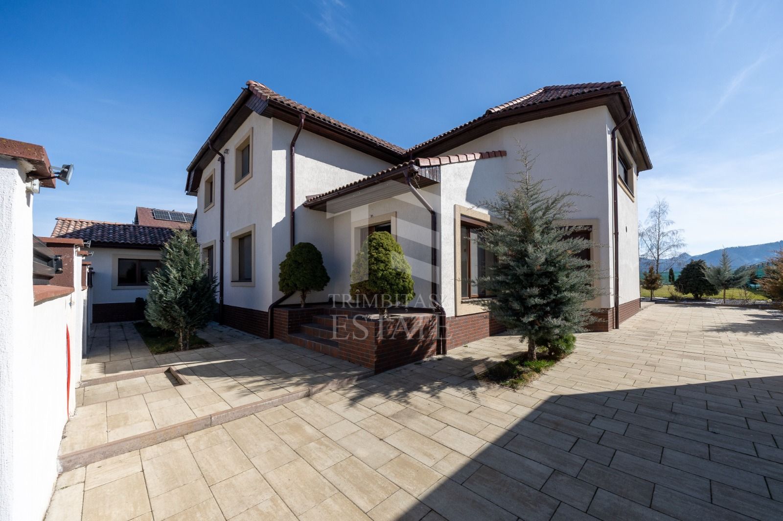 Sacele-Casa 6 dormitoare + 4 bai teren 979 mp. - Poză 56