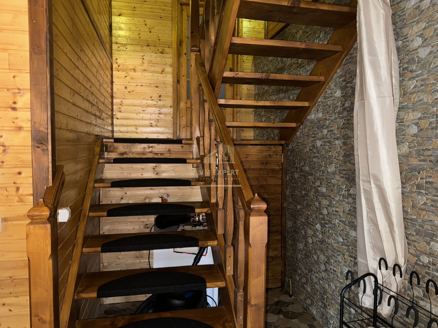 VILA 7 CAMERE TEREN 872 MP BUGHEA ARGES - Poză 44