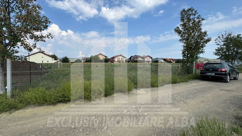 Teren intravilan de vanzare, Orizont - Poză 1