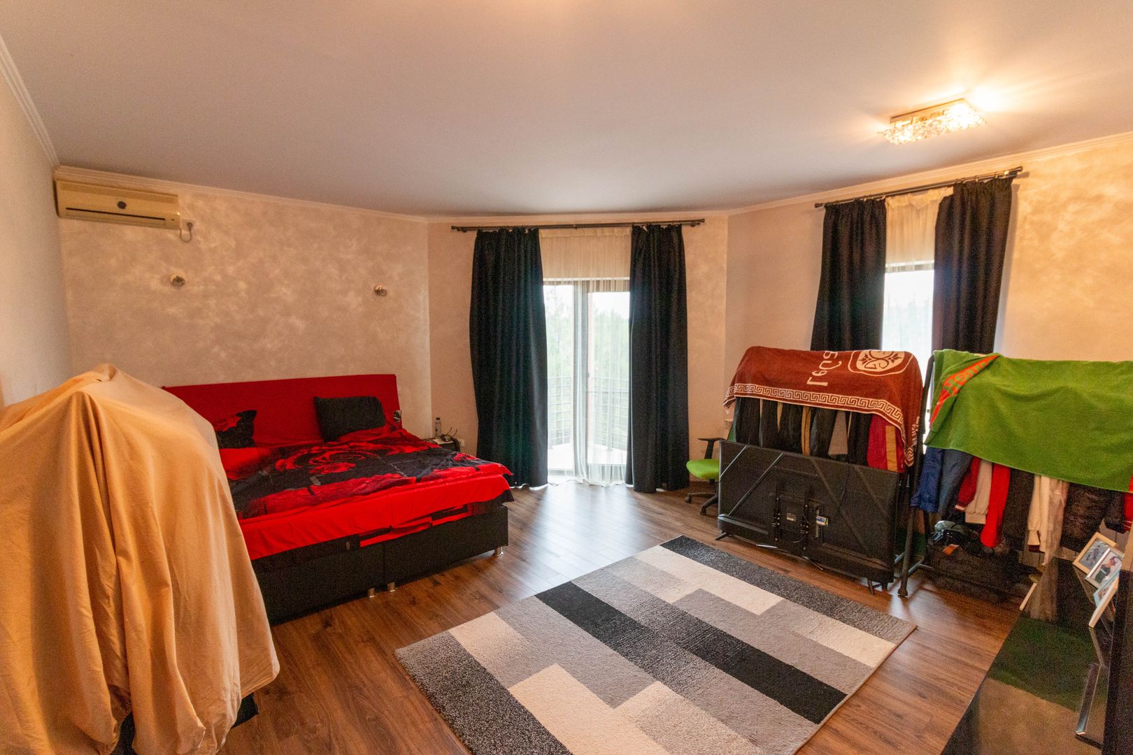 Casa moderna cu garaj de vanzare Popesti Leordeni - Poză 19