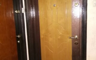 ageuropa.ro vinde ap. 2 cam. etaj 3 în Solidarității. - Poză 2