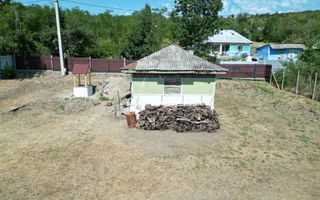 Casă și teren de vânzare în Parincea jud. Bacău. - Poză 9