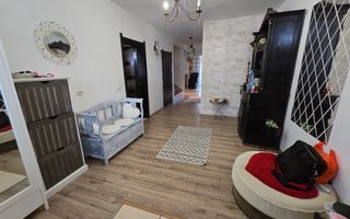 1/2 Duplex Zona Centru, 7 Camere, 310mp Teren - Poză 2