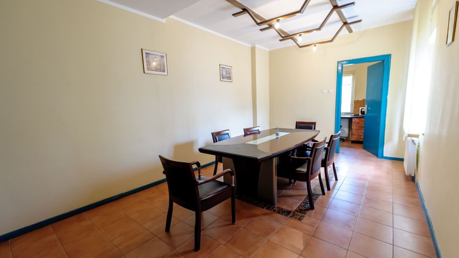 Apartament cu 4 camere, lângă Tribunalul Arad - Poză 6