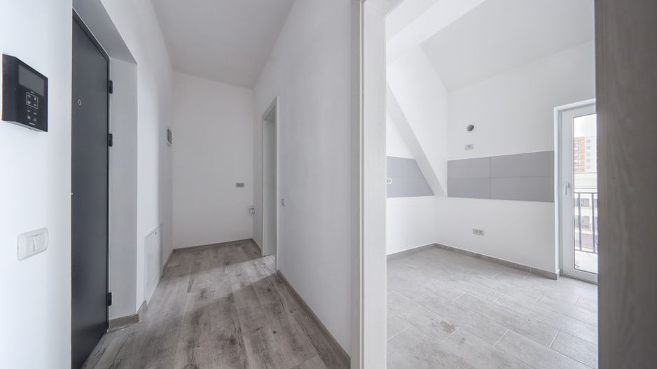 Apartament nou - loc parcare acoperit  inclus - Poză 11