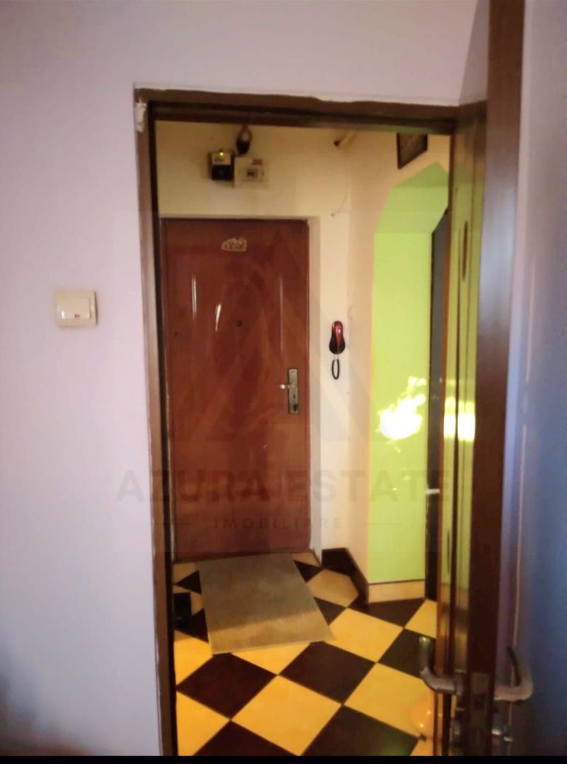 Apartament 2 camere 45 mp utili renovat etaj 3 in Cisnadie - Poză 3