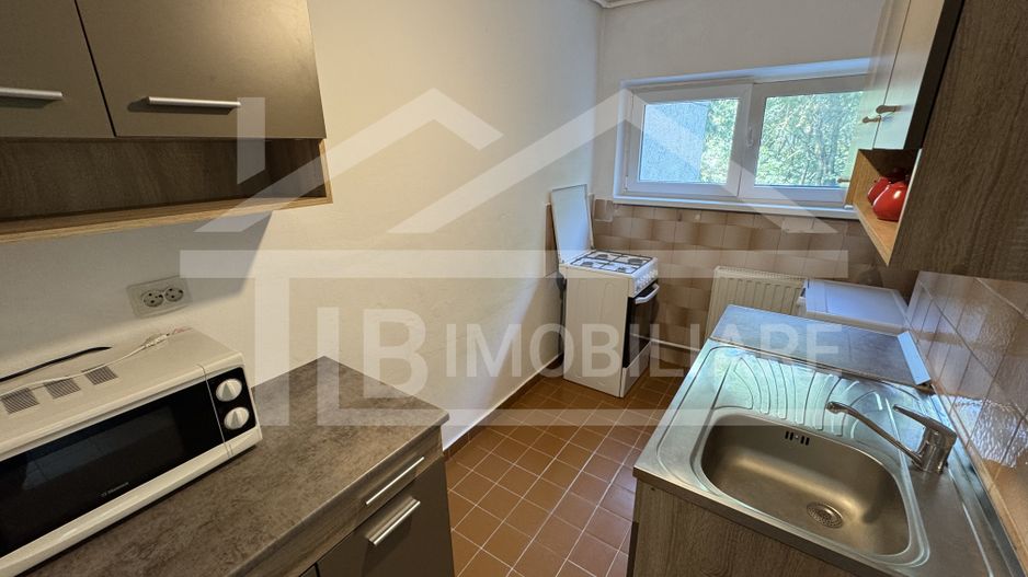 Apartament cu 3 camere, 80mp, Zona UMFST - Poză 6