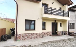 Casa de inchiriat Sibiu, 4 camere 2 bai - Poză 13