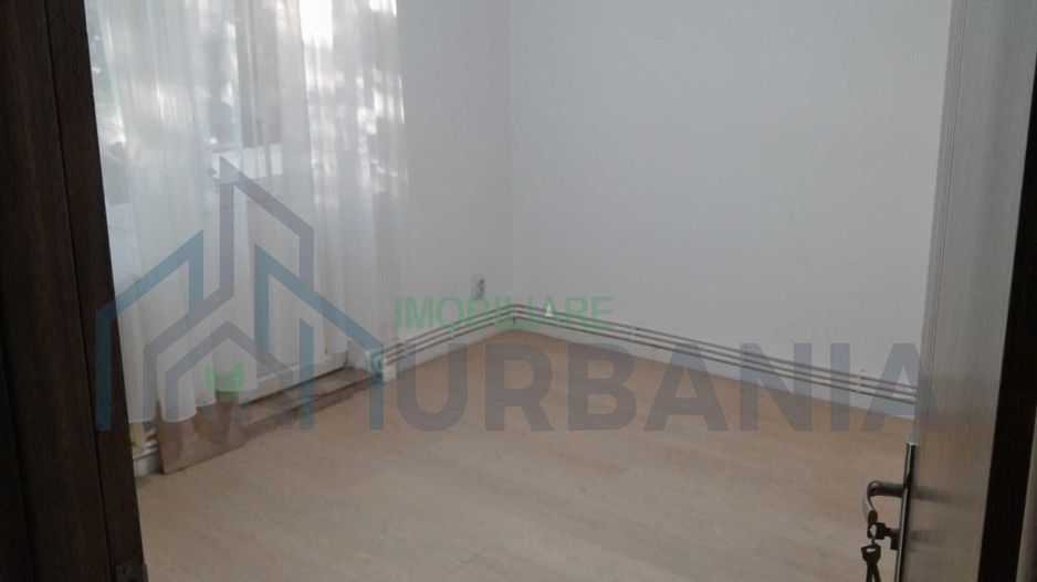 Apartament 2 camere semidecomandat în Tătărași, etaj 1, două balcoane, lângă parcul mare - Poză 4