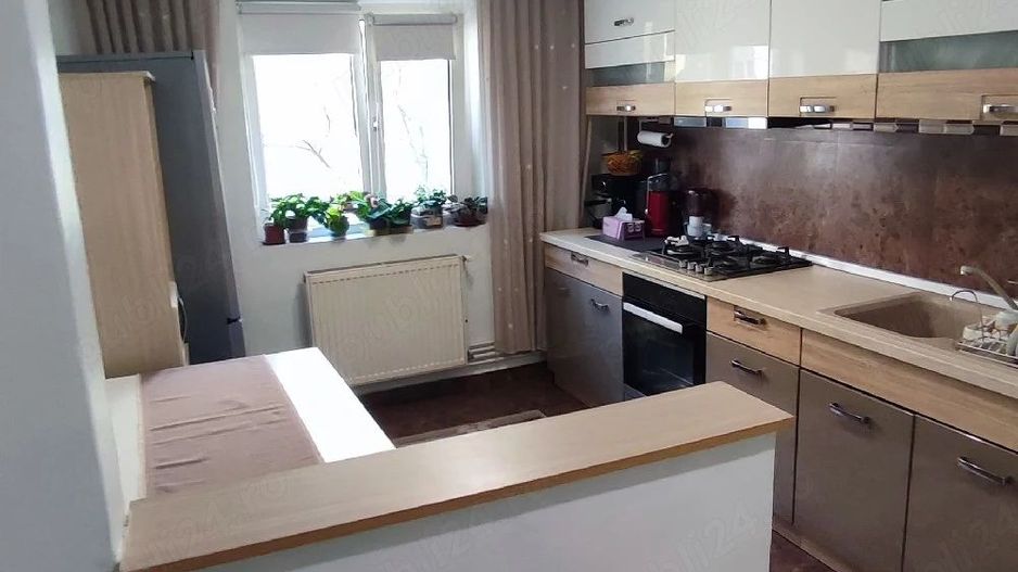 Apartament 3 Camere | Calea Girocului | 400 Euro - Poză 1