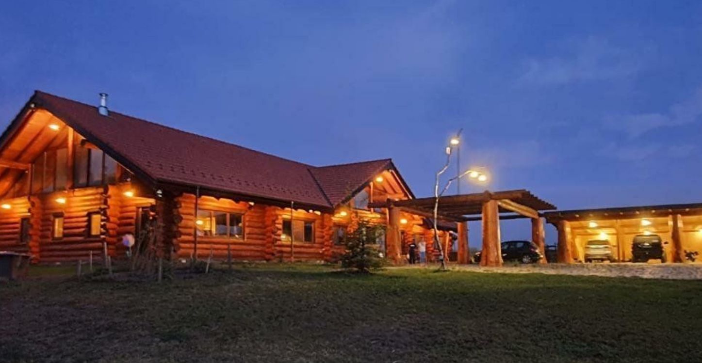 Proprietate  de vis, in mijlocul naturii! - Poză 2