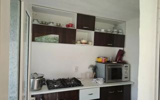 Casă de vânzare în comuna Tansa, județul Iași – 3 camere, parțial renovată - Poză 5