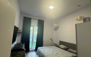 De vanzare apartament 3 Camere - Poză 3