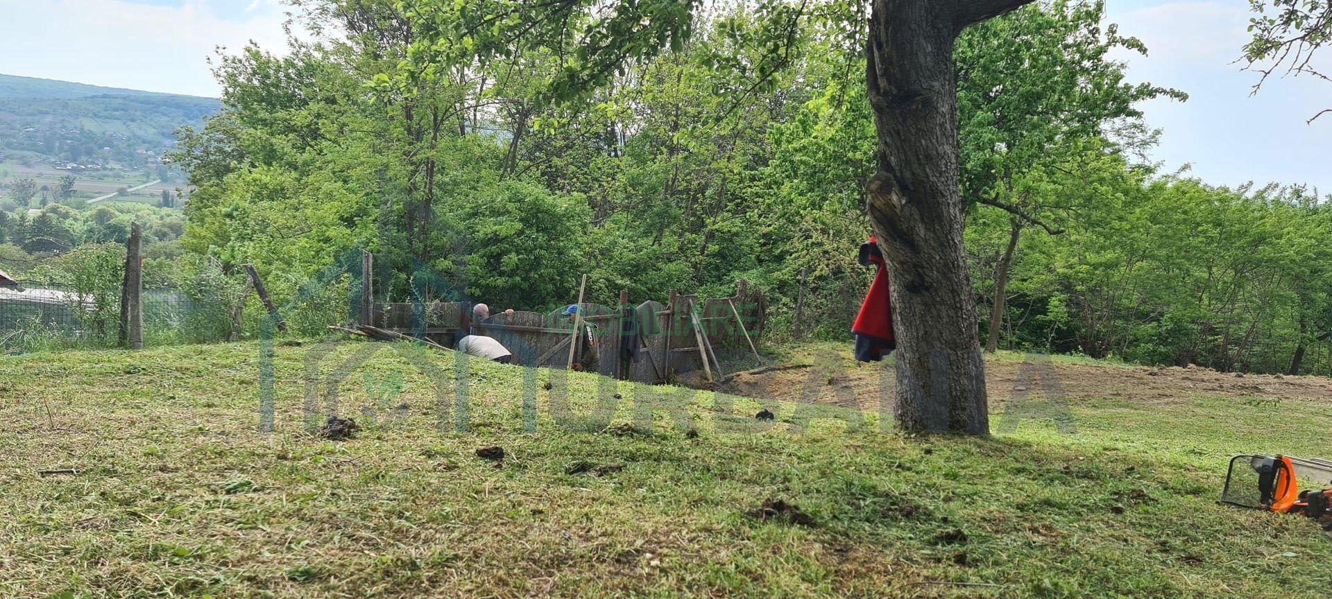 Urgent Teren și Casă Bătrânească - Poză 4