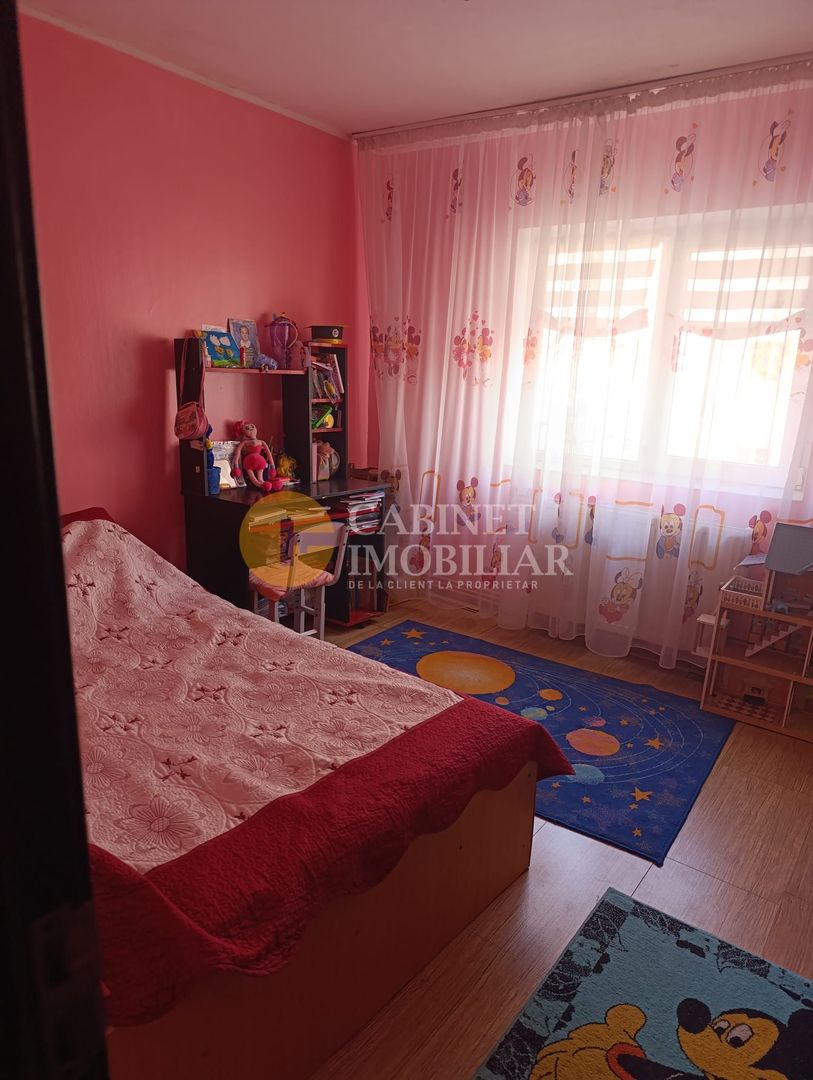 3 camere, decomandat, et. 2/4,  Gradinari,  bloc'80! - Poză 8