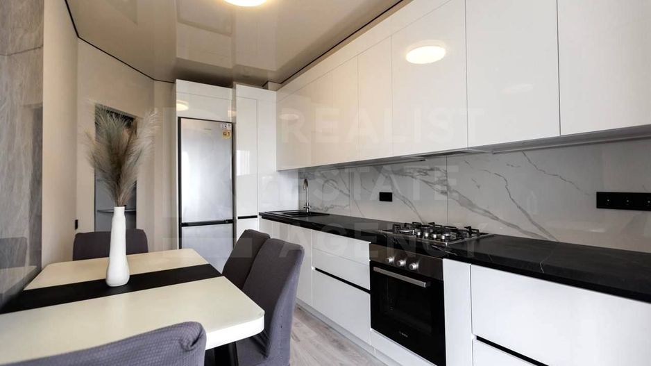 Vânzare, apartament, 2 camere, str. Ioan Livescu, Buiucani - Poză 3