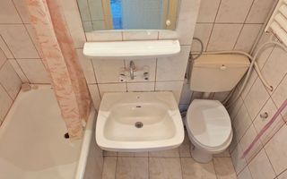 Apartament cu 2 camere, decomandate, etaj 10, VASLUI - zona NORD; - Poză 7