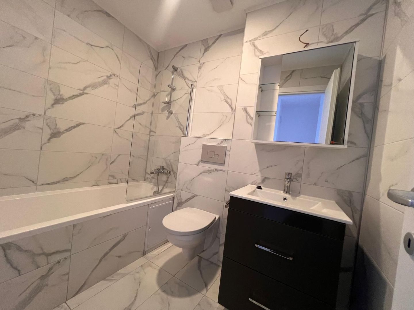 Vila 3 camere Cosmopolis - Poză 10