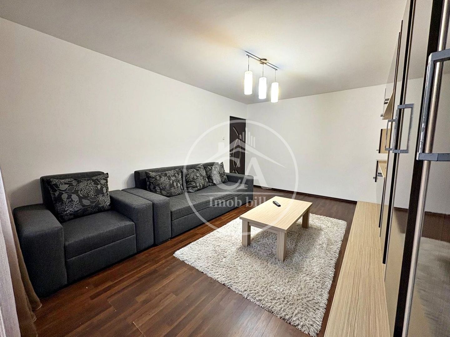 Apartament cu 3 camere de inchiriat in zona Nufarul, Oradea. - Poză 2