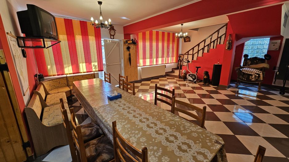 Vila 7 camere 320 mp- Valea Neagra-Prahova, mobilata/utilata complet! - Poză 5