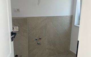 Jumătate de duplex premium, 120 mp utili, teren 256 mp, garaj și 3 dor - Poză 3