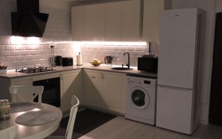 Apartament 2 camere decomandat renovat mobilat/utilat complet Dristor-Vitan - Poză 4