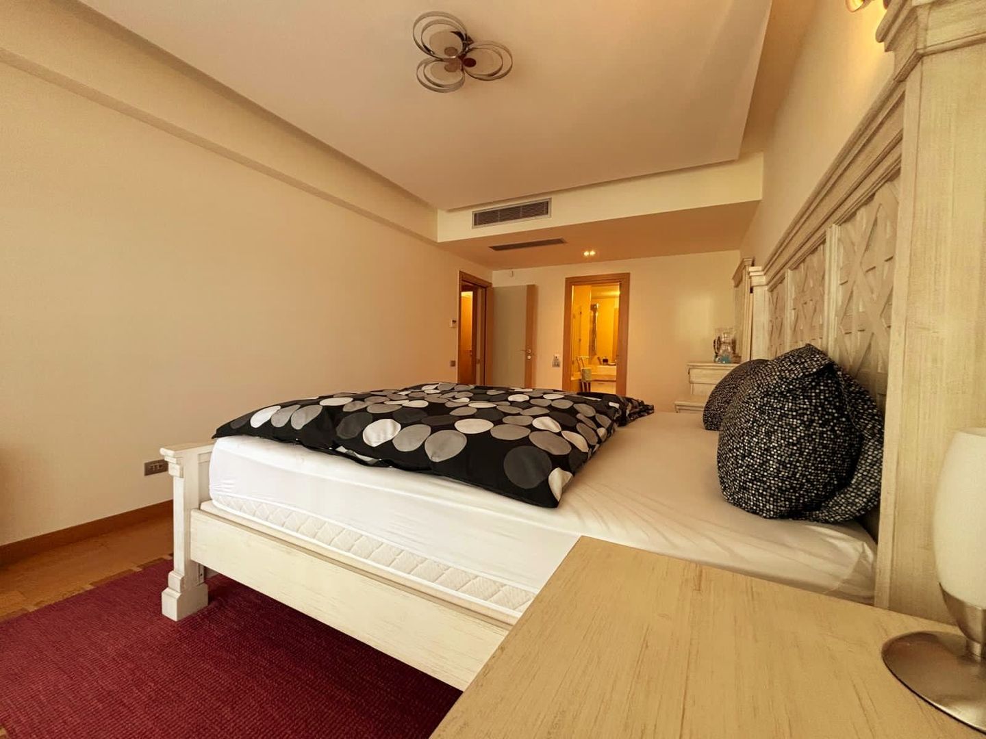 O raritate in piata imobiliara! Apartament 4 camere in Primaverii! - Poză 11