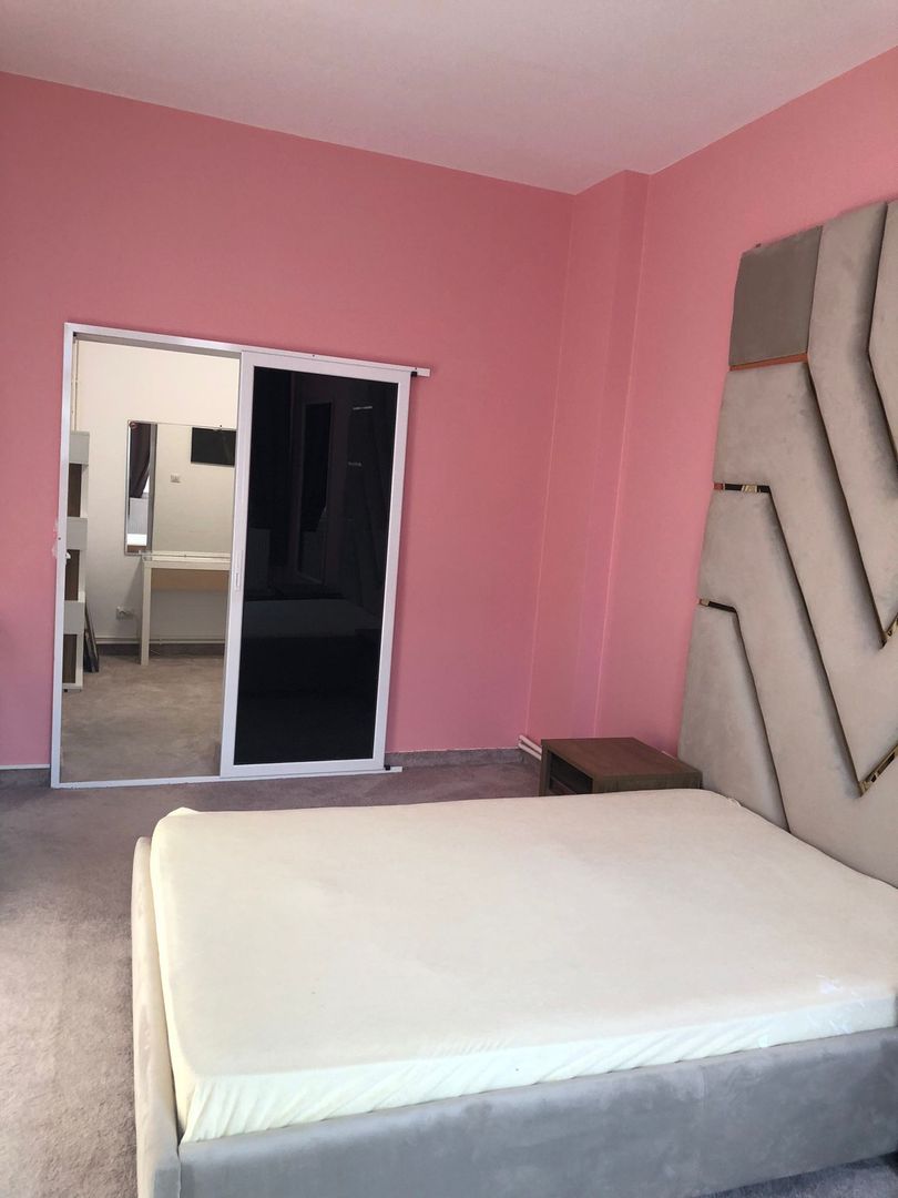 Casa de inchiriat   P+1E+M  - Piata Centrala - Poză 5