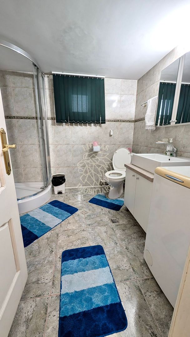 Casa 6 camere 244 mp+ Spatiu Comercial- teren 500 mp-Zona Han - Poză 7