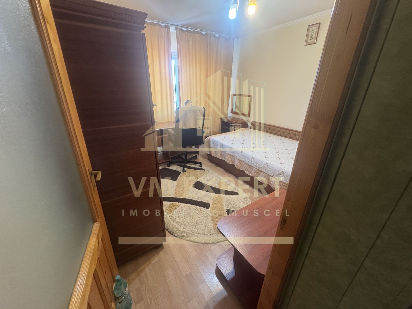 APARTAMENT 3 CAMERE ETAJ 4 GRUI CAMPULUNG - Poză 6