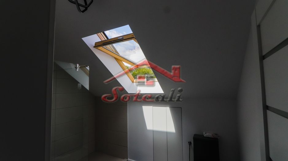 VILĂ MODERNĂ DE LUX CU PISCINĂ, FOTOVOLTAICE ȘI FOIȘOR – BREAZA - Poză 37