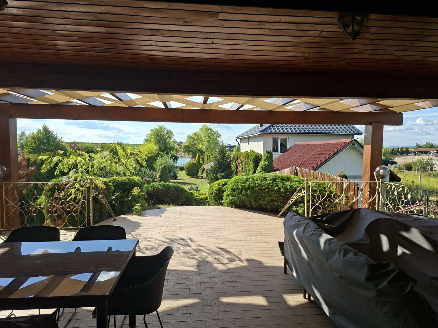 BRASADAS vinde casa cu iesire la lac - Poză 18
