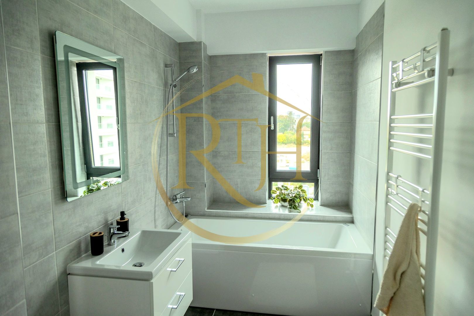 Oferim spre inchiriere apartament cu 3 camere, totul Nou, zona Lipovei,Bloc Nou - Poză 17