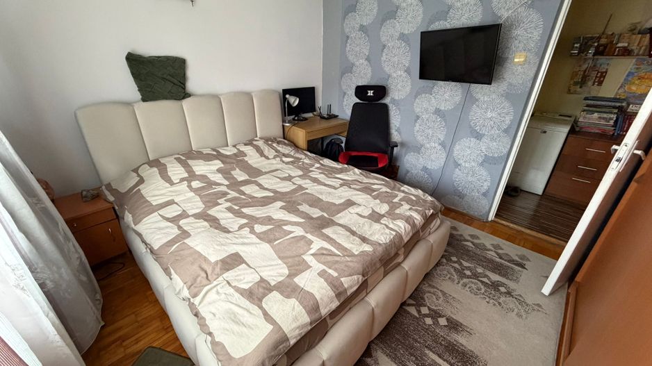 Apartament 2 camere, etaj 2 - Cugir - Poză 4